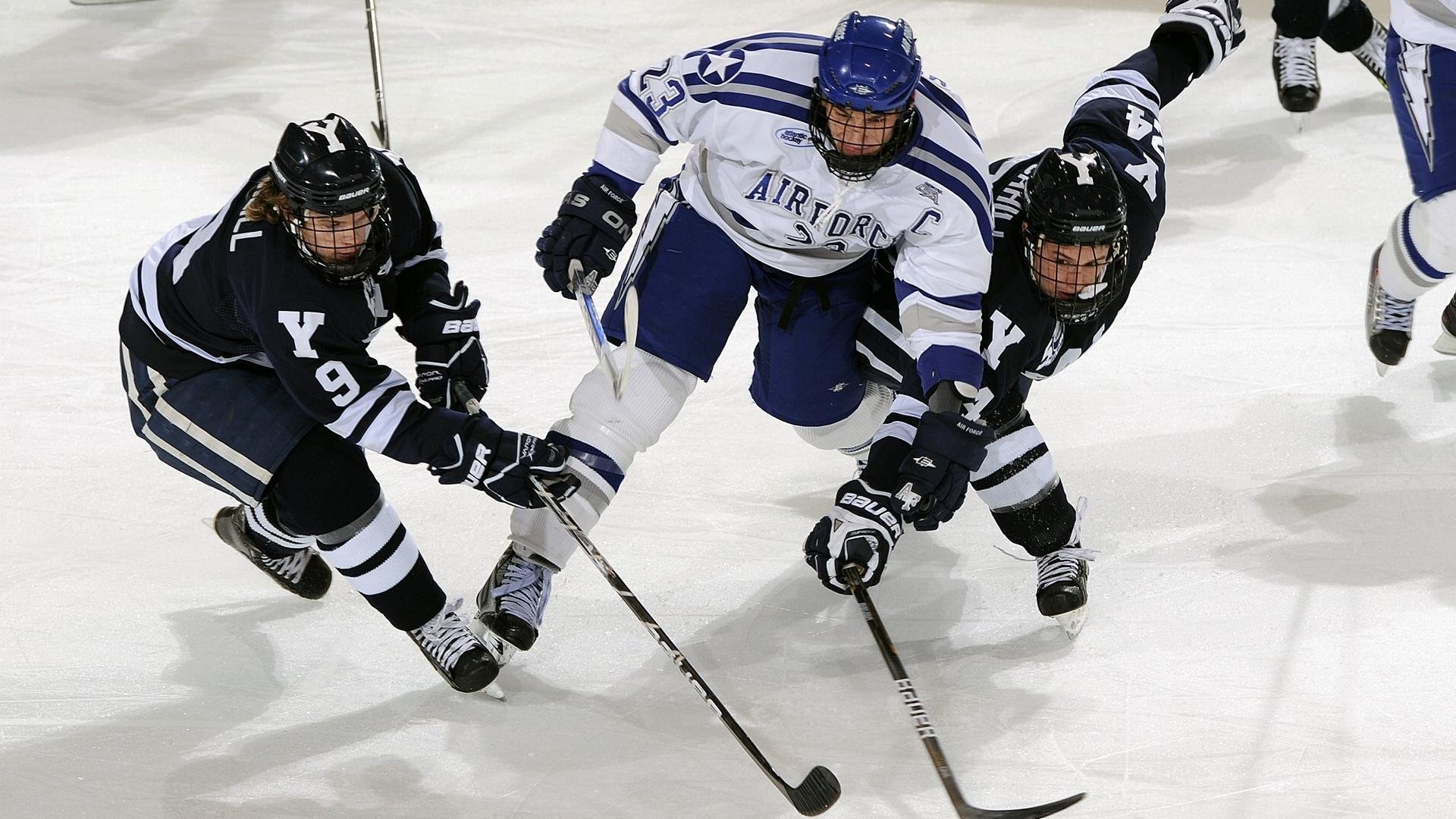 这也行？当足球的遗憾与篮球的转折撞上同一天